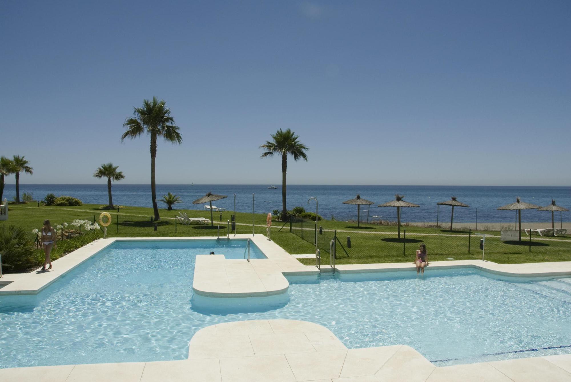 Albayt Beach Casares Extérieur photo